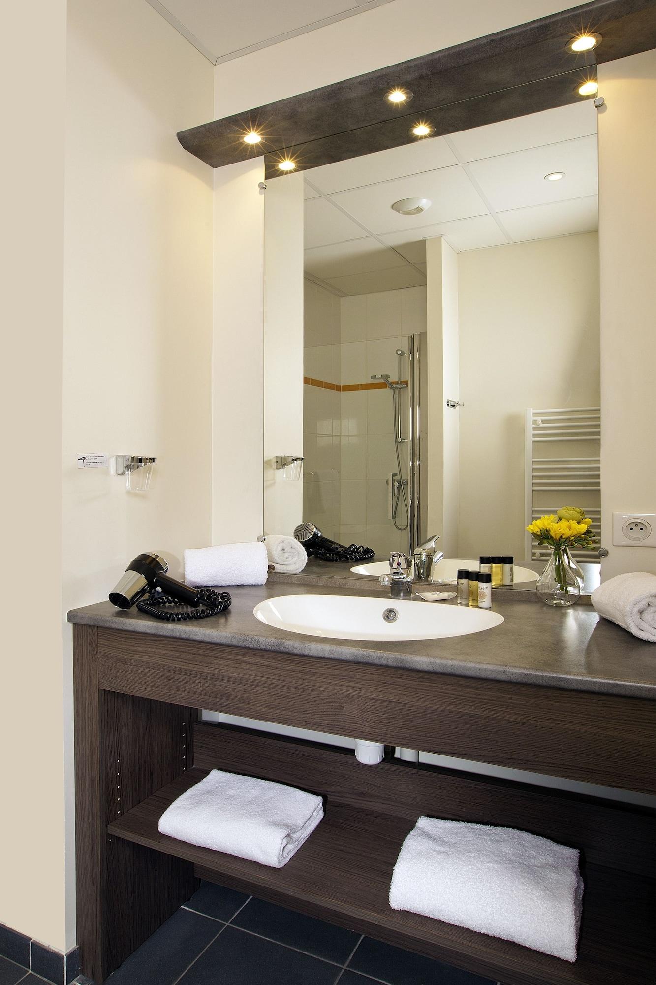 Residhome Reims Centre Ngoại thất bức ảnh